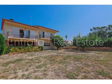 Casa con giardino in vendita a Calle Ter