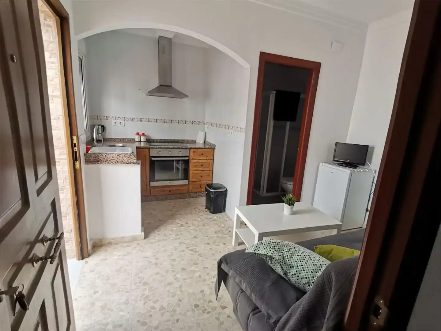 Cuina de Apartament de lloguer en Rota amb Moblat