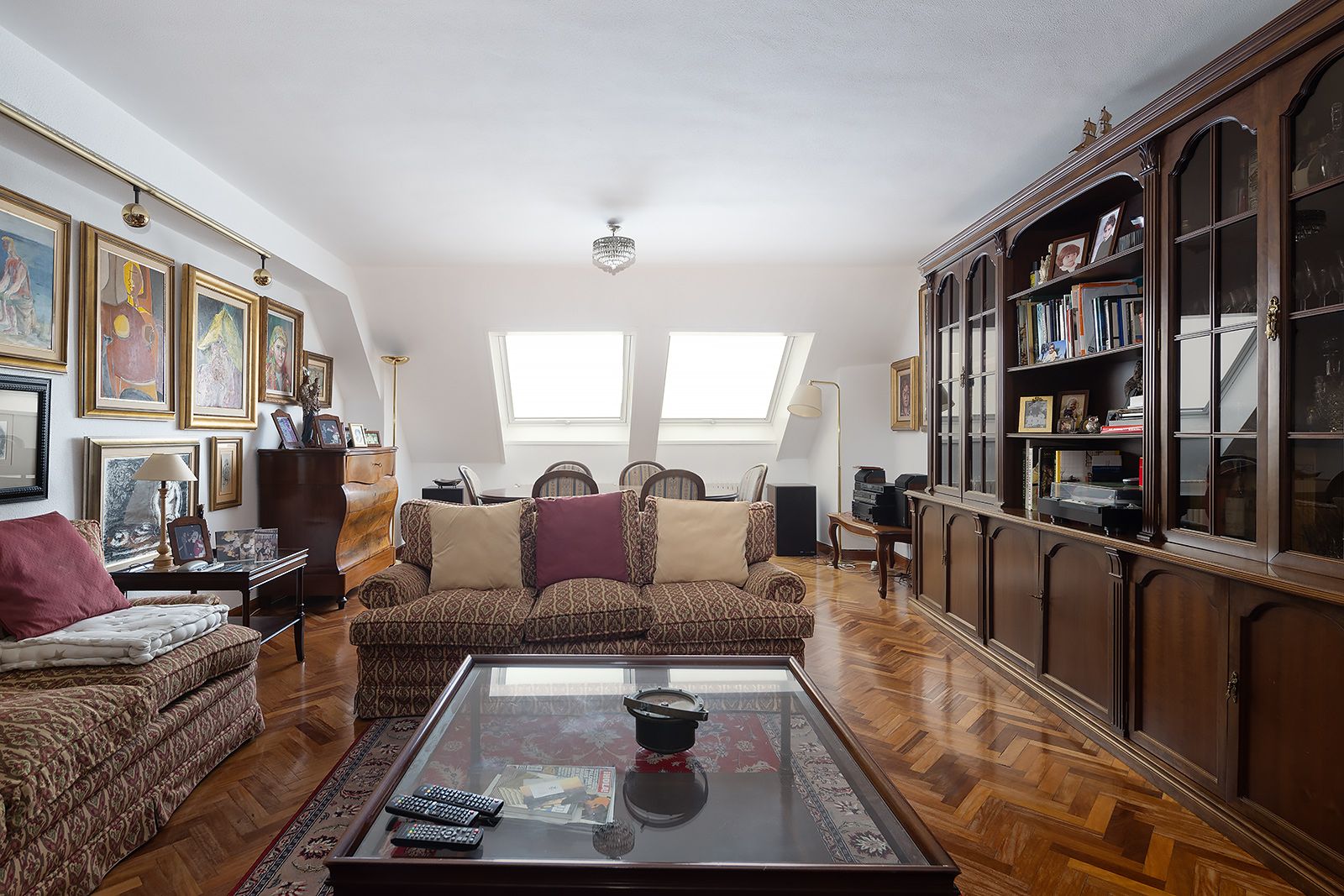 Sala d'estar de Àtic en venda en A Coruña Capital  amb Calefacció, Parquet i Traster