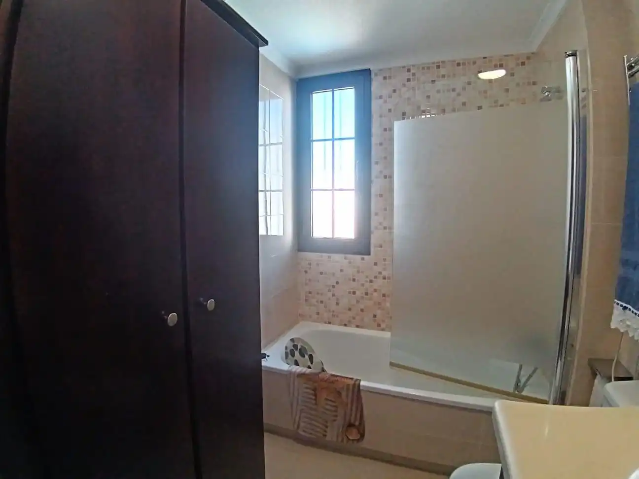 Badezimmer von Wohnung zur Miete in Antequera