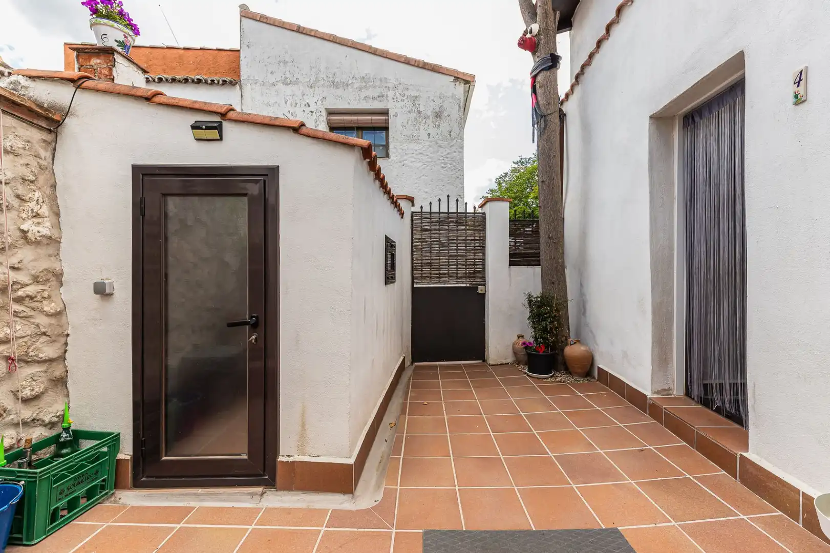 Außenansicht von Einfamilien-Reihenhaus zum Verkauf in Olmeda de las Fuentes mit Heizung und Terrasse