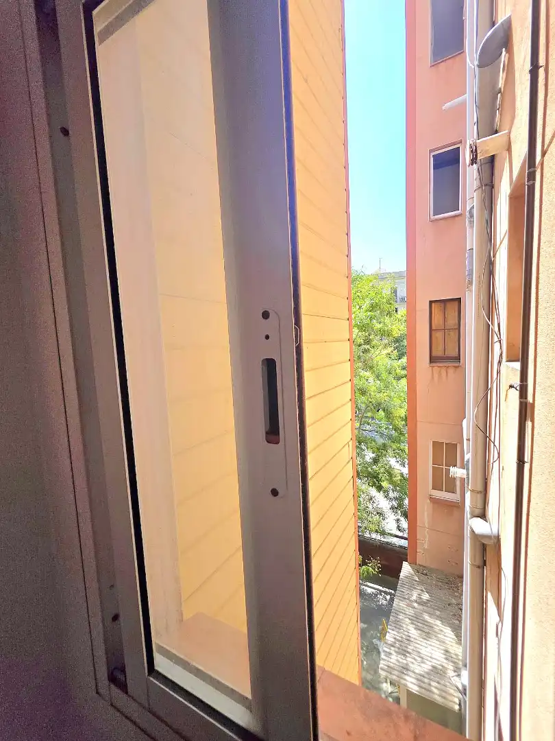 Piso con terraza en venta en Rambla de Badal, imagen 13