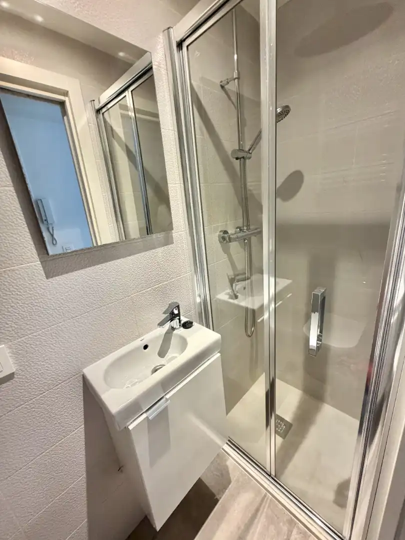 Piso con ascensor en venta en Calle de Salas Barbadillo, imagen 4