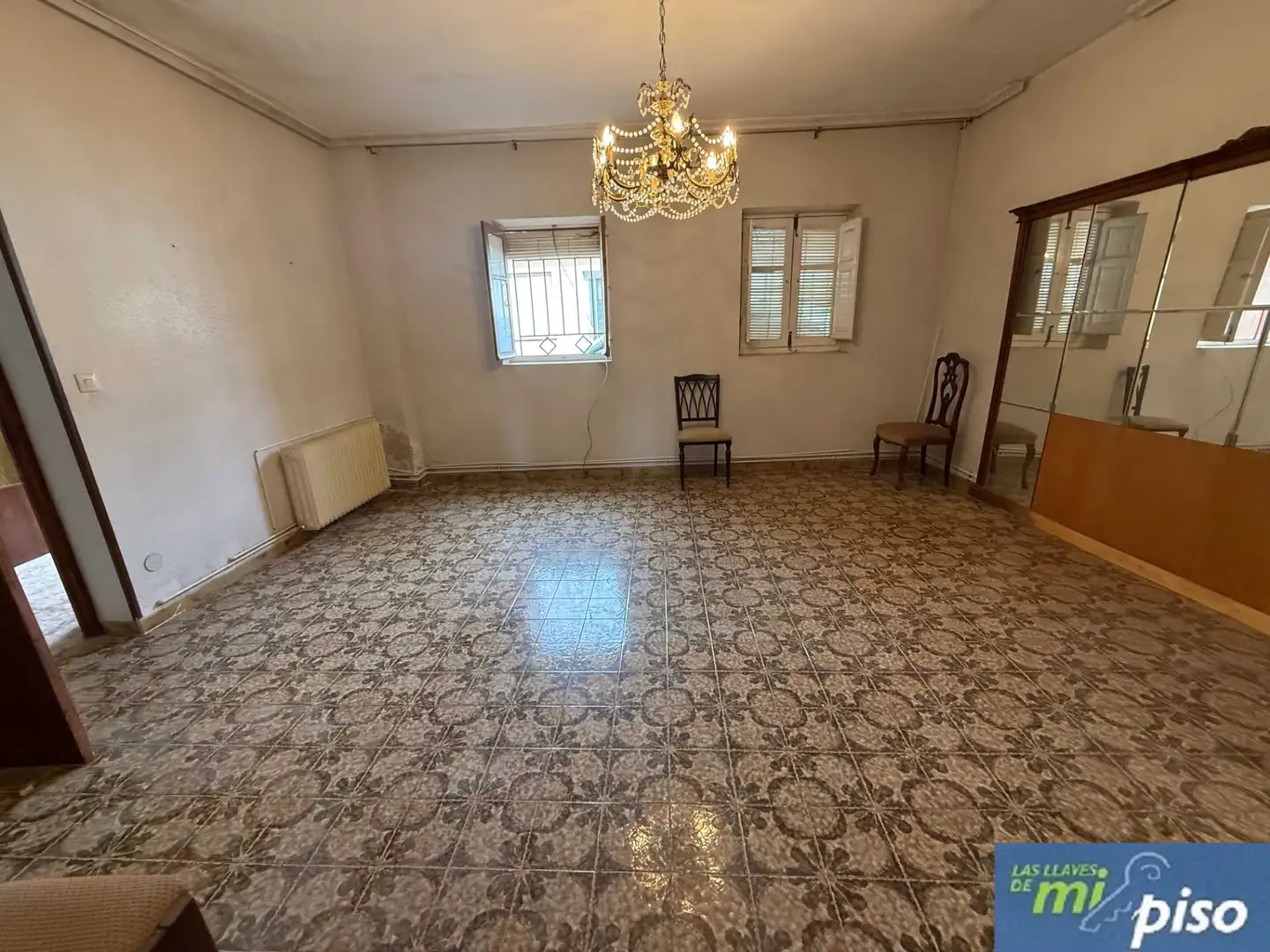 Sala de estar de Casa o chalet en venta en Aguilar de Campos con Calefacción, Jardín privado y Terraza