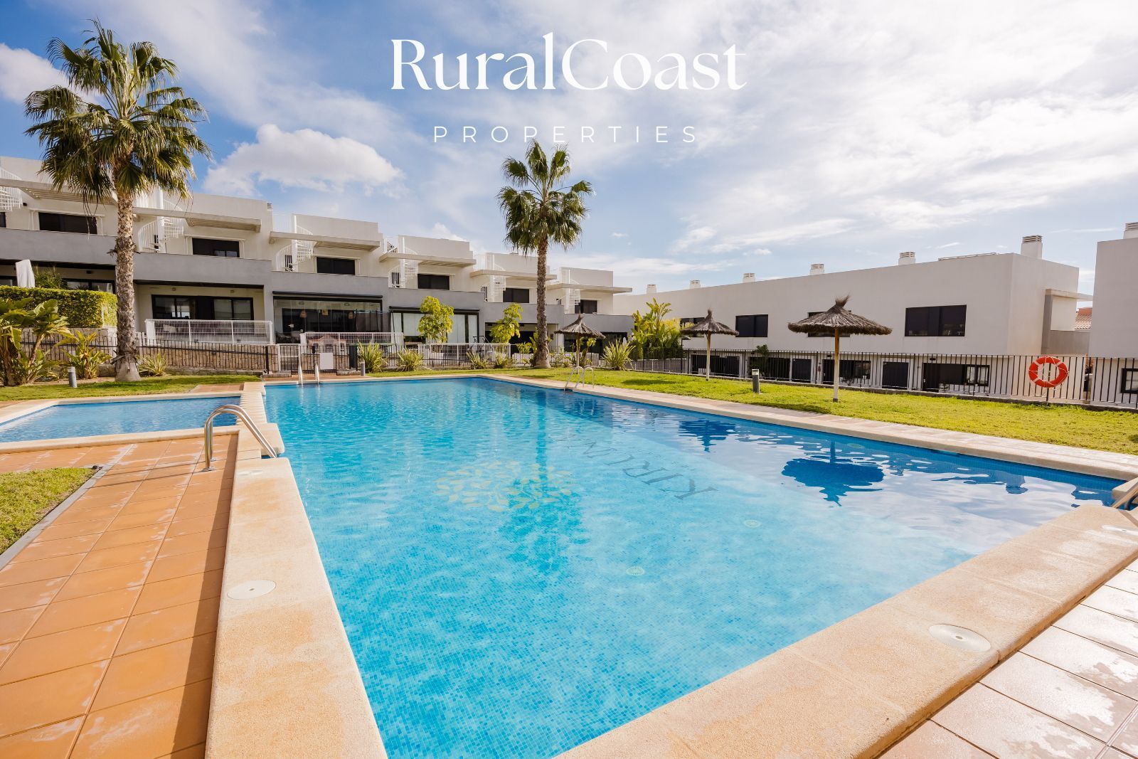 Exterior view of Single-family semi-detached for sale in Monforte del Cid  with Air Conditioner, Heating and Terrace