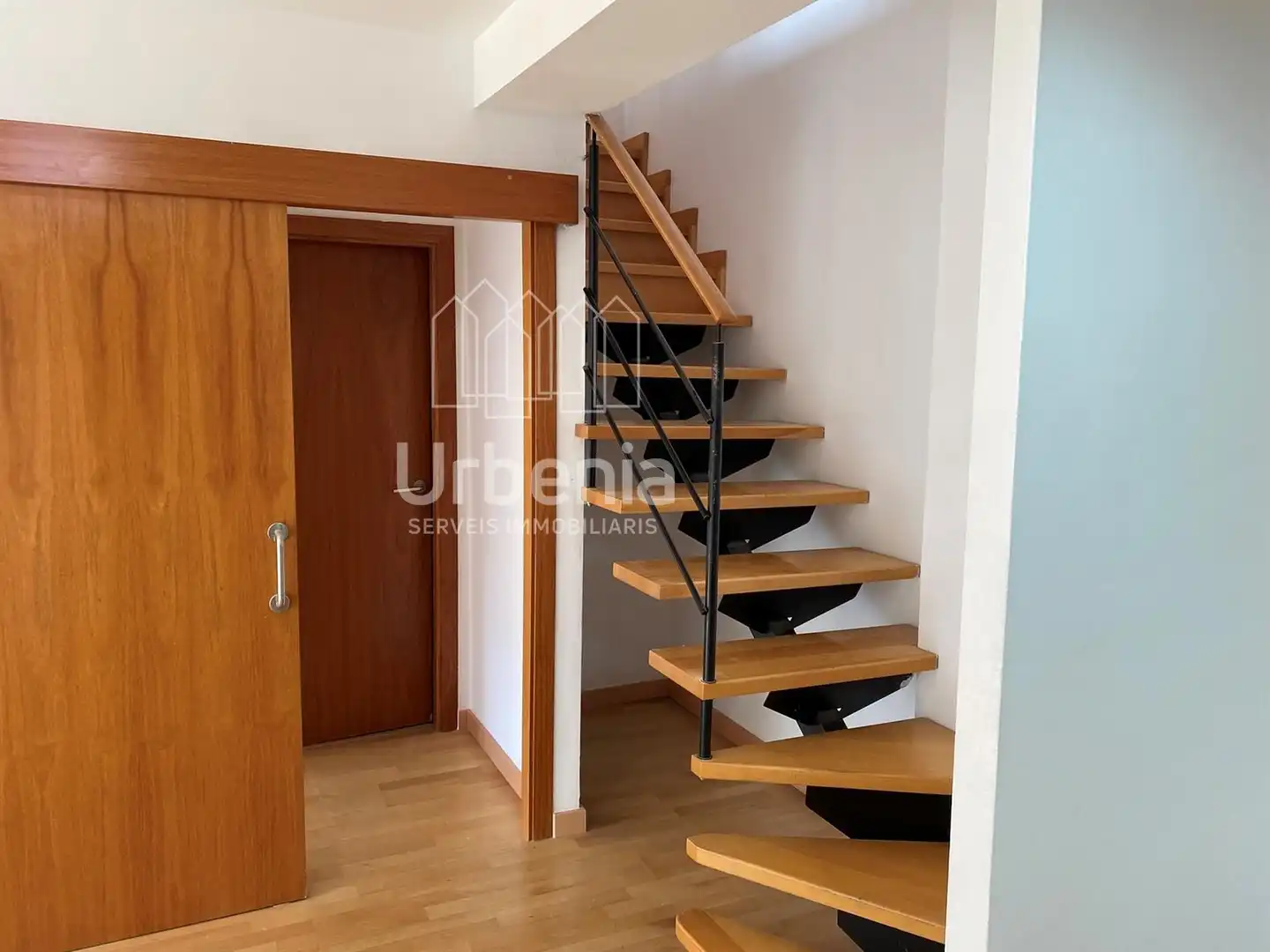 Dúplex en venta en Gelida con Aire acondicionado, Terraza y Amueblado