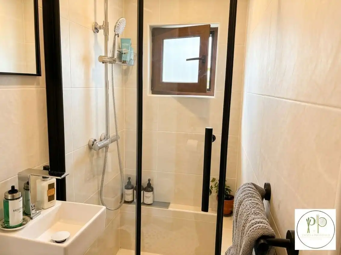 Bathroom of Flat for sale in San Enrique - Guadiaro -  Pueblo Nuevo