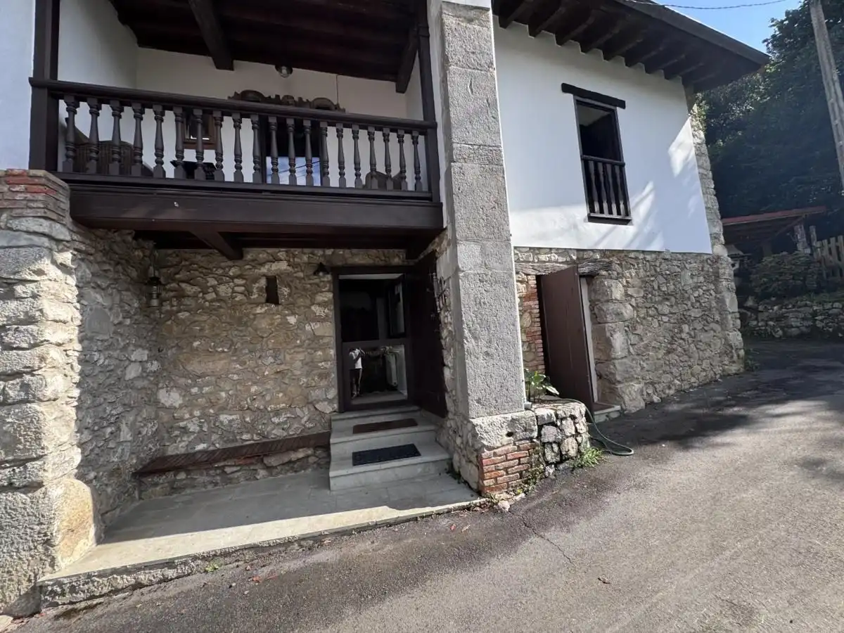 Exterior view of Detached homes for sale in Llanes  with Heating, Private garden and Terrace