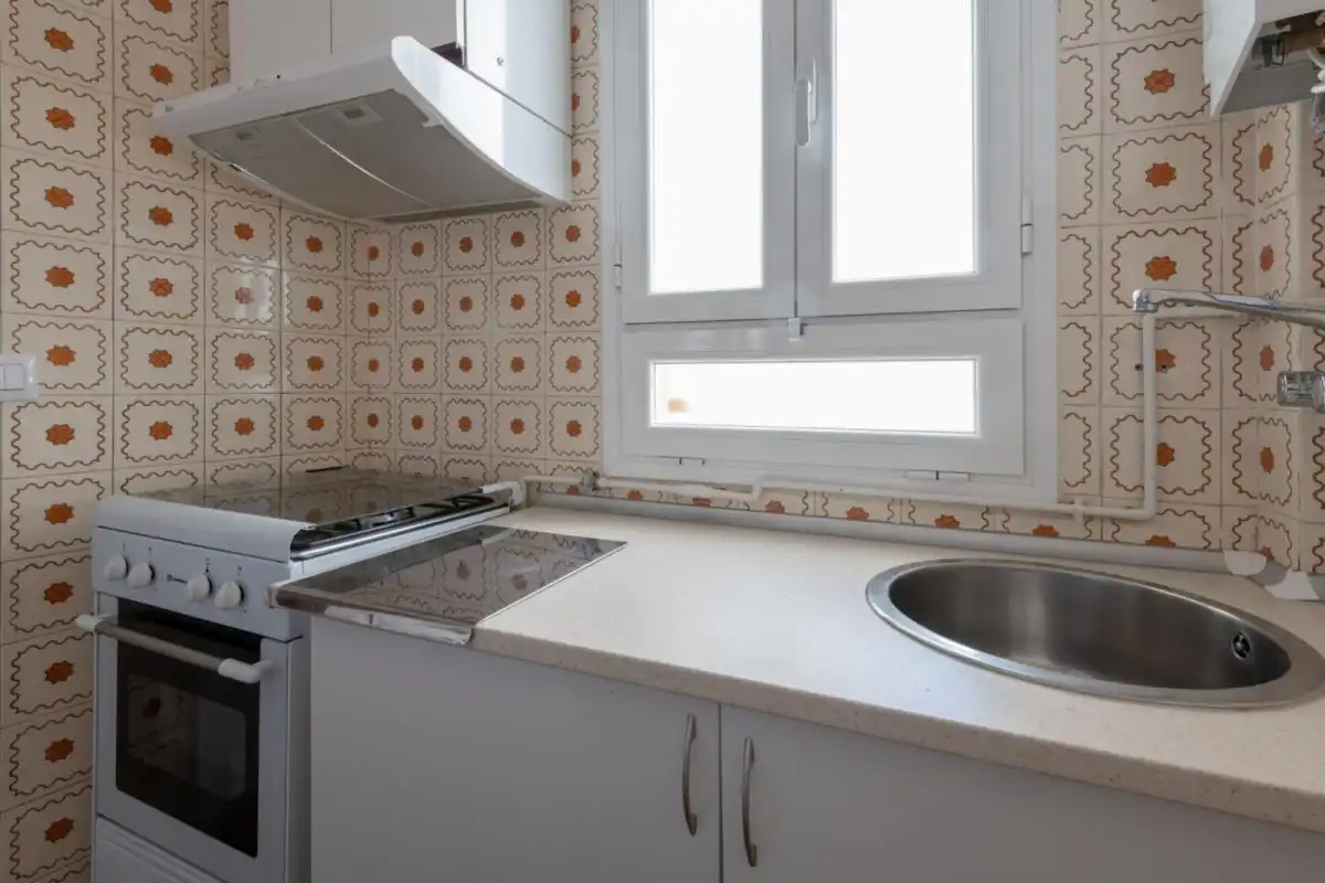 Cuina de Casa o xalet de lloguer en Madrid amb Moblat, Forn i Rentadora