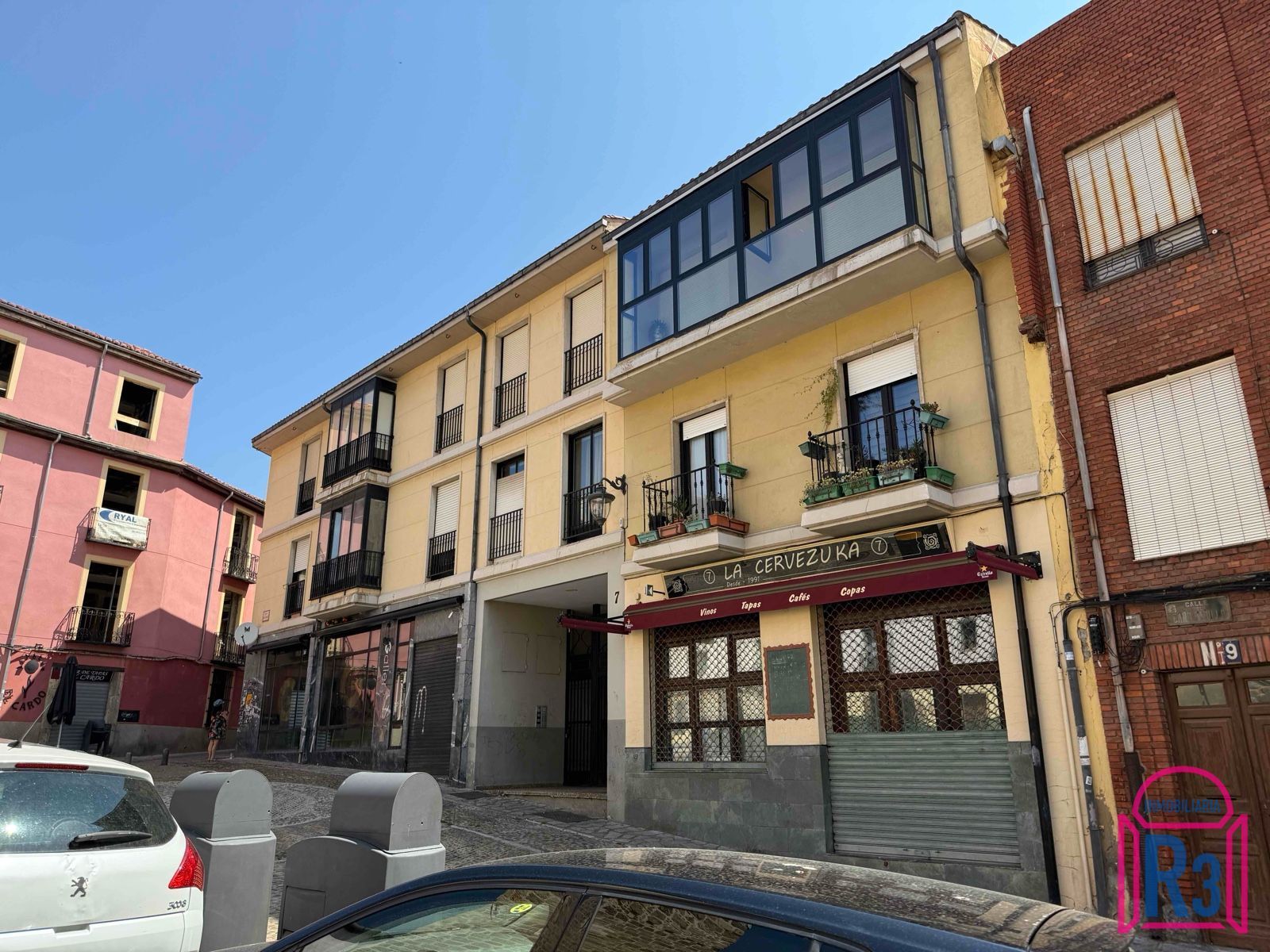 Exterior view of Apartment to rent in León Capital   with Heating, Terrace and Furnished