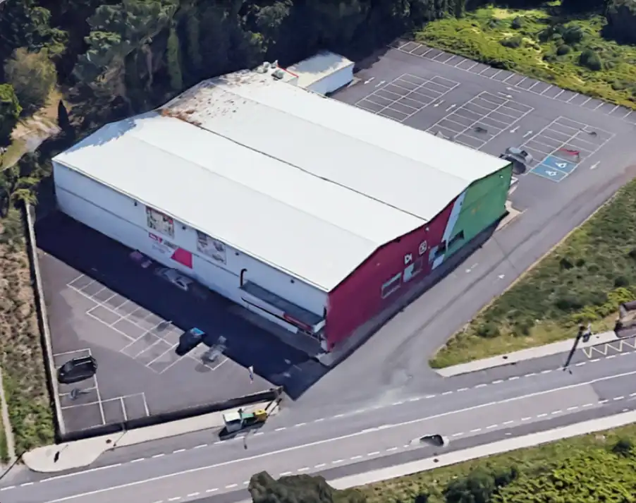 Exterior view of Industrial buildings for rent in Fene  with Heating and Alarm