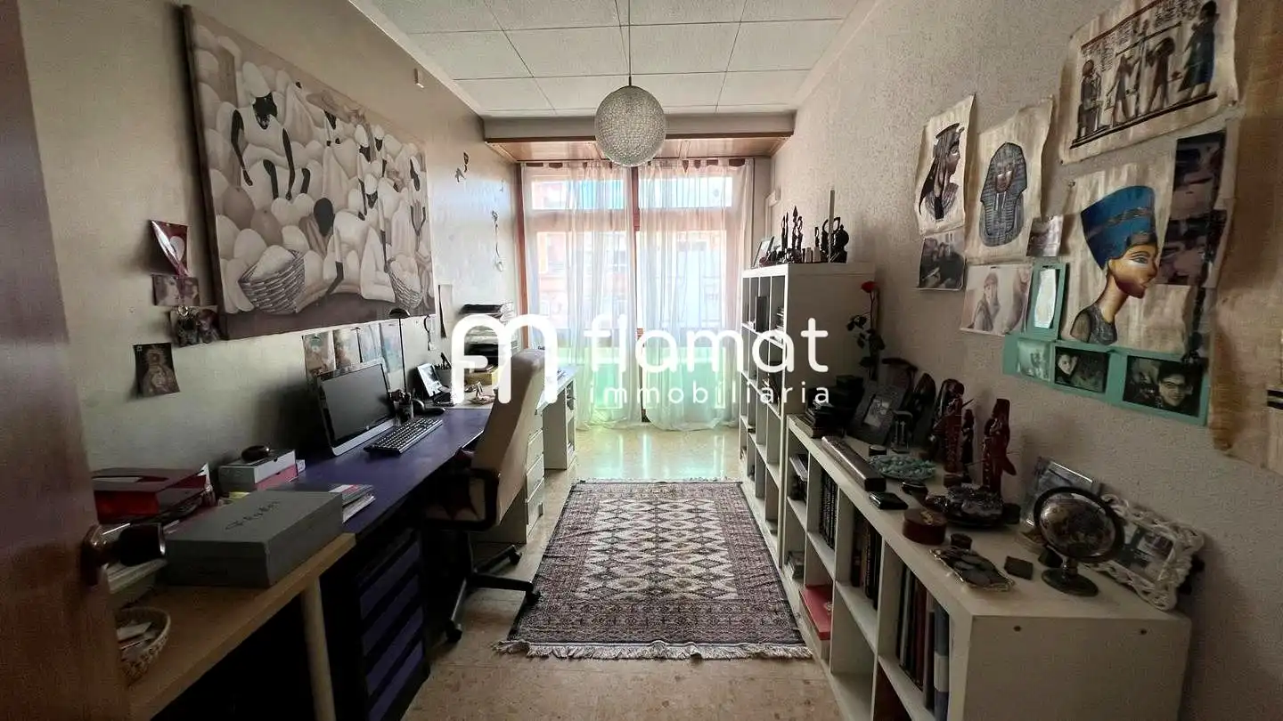 Habitación de Casa o chalet en venta en Barcelona