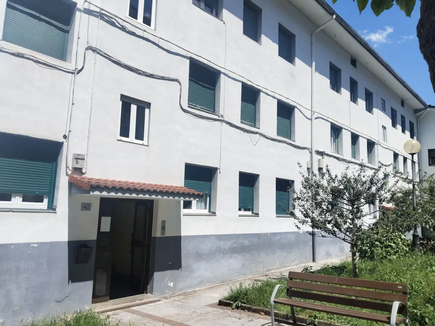 Vista exterior de Piso en venta en Legazpi con Calefacción, Trastero y Balcón