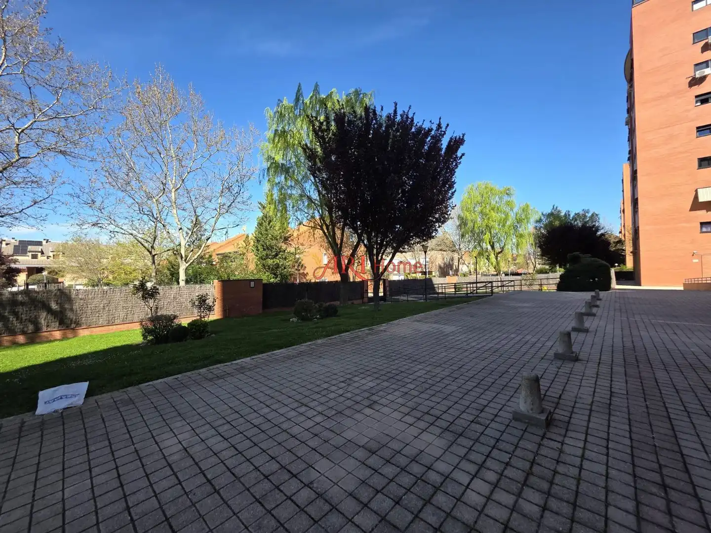 Exterior view of Flat for sale in Fuenlabrada  with Air Conditioner, Heating and Swimming Pool