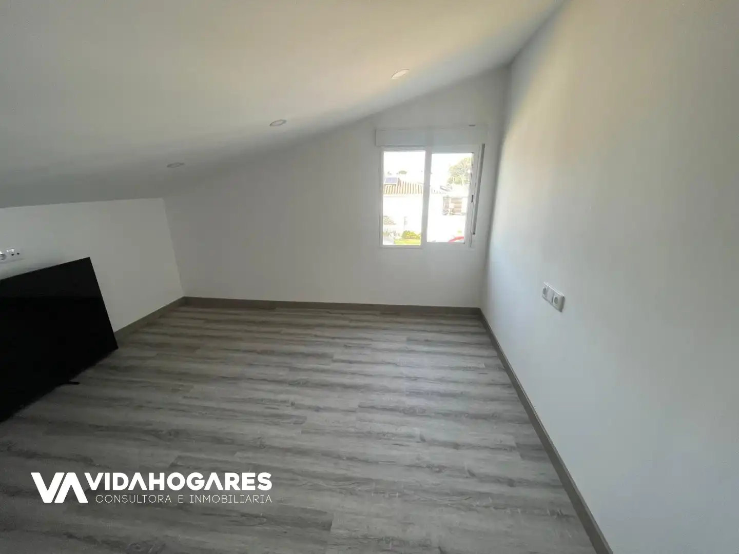 Dormitori de Finca rústica en venda en Rota