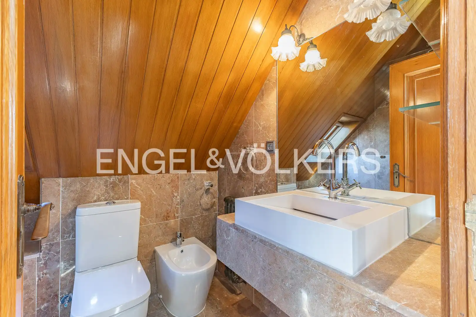 Baño de Casa o chalet de alquiler en Sant Cugat del Vallès con Calefacción, Jardín privado y Parquet