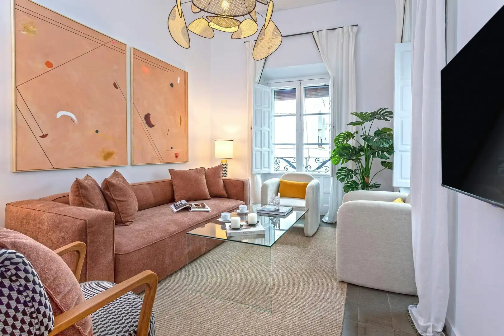 Sala d'estar de Pis de lloguer en Sevilla amb Aire condicionat, Calefacció i TV