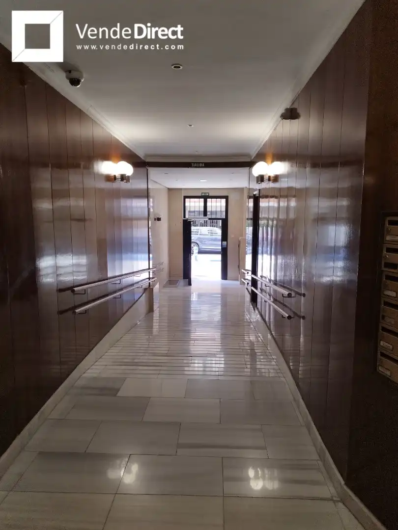 Appartamento con terrazza in vendita a Calle de Fernando el Católico, imagen 8
