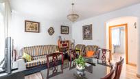 Living room of Flat for sale in  Madrid Capital