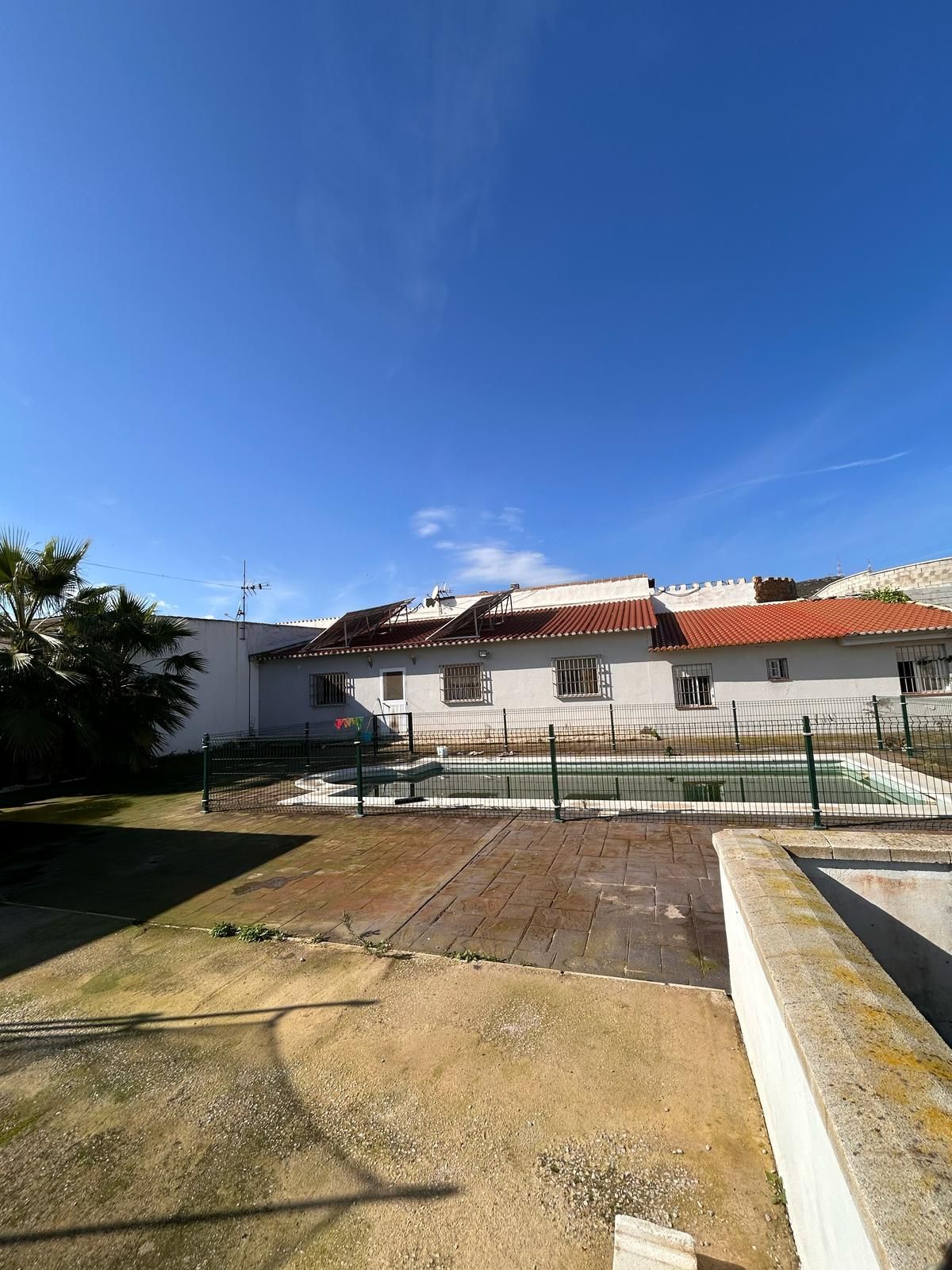 Exterior view of Land for sale in La Línea de la Concepción