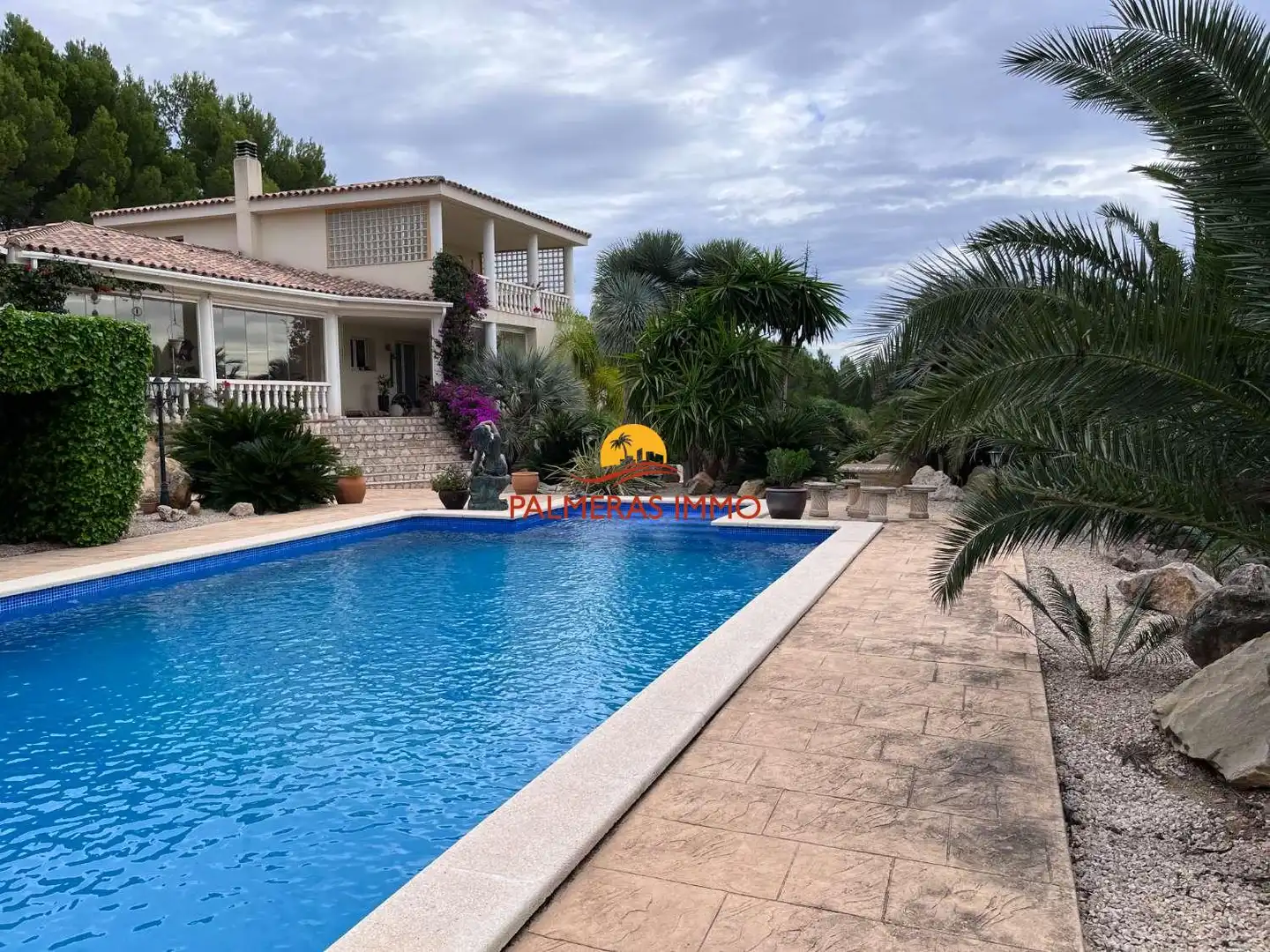 Vista exterior de Casa o xalet en venda en L'Ametlla de Mar  amb Terrassa i Piscina