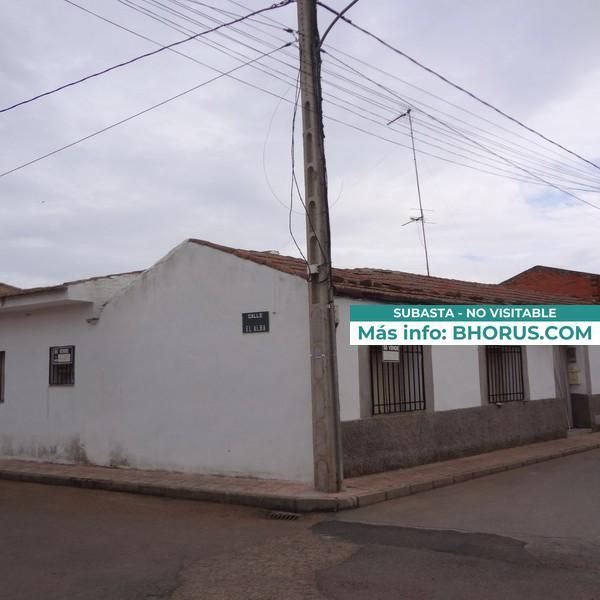Vista exterior de Casa o xalet en venda en El Robledo  