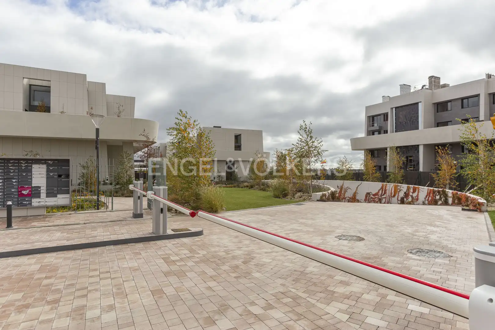 Terrassa de Pis de lloguer en Pozuelo de Alarcón amb Aire condicionat, Calefacció i Terrassa