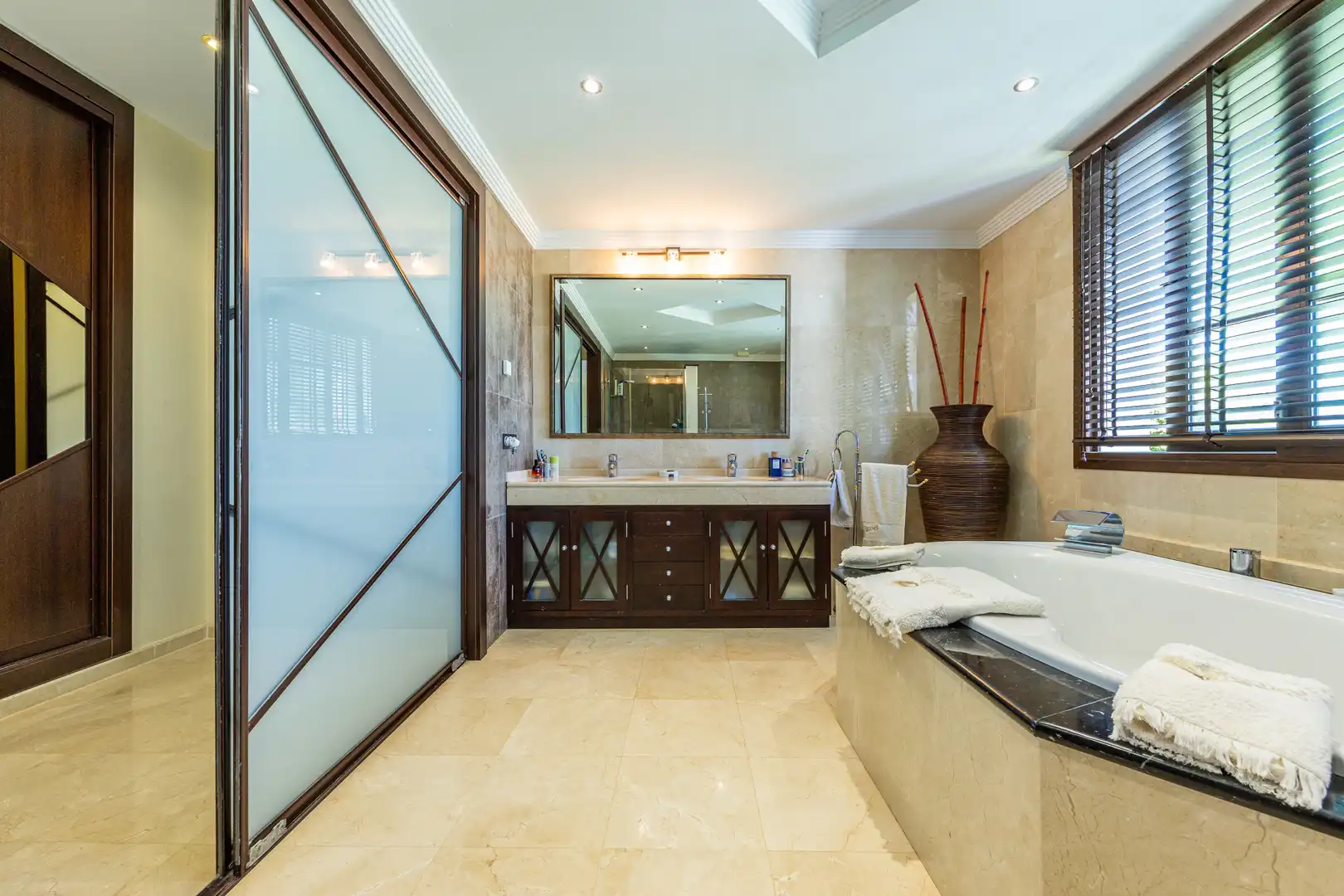 Baño de Casa o chalet en venta en Mijas con Aire acondicionado, Jardín privado y Terraza