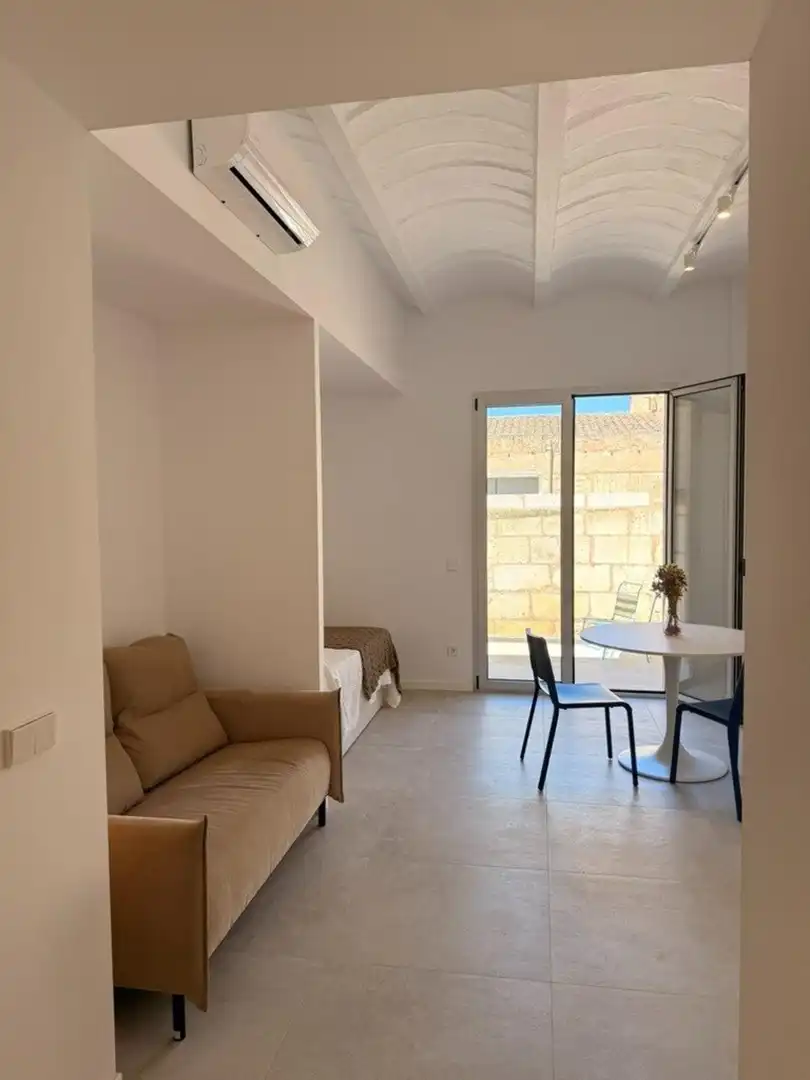 Dormitori de Pis de lloguer en Manacor amb Aire condicionat, Calefacció i Terrassa