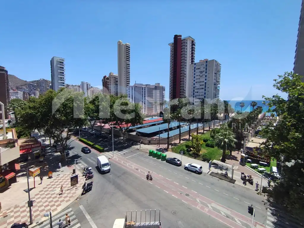 Vista exterior de Apartamento en venta en Benidorm con Aire acondicionado y Terraza