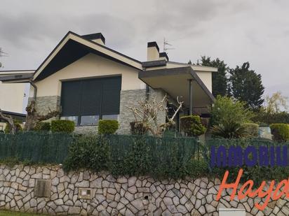 Exterior view of House or chalet for sale in Berango  with Heating, Terrace and Storage room