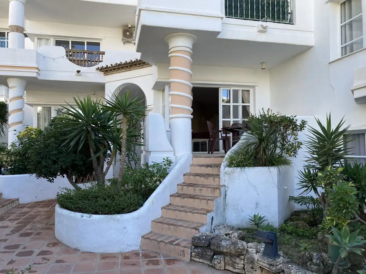 Appartement compact avec piscine à vendre à Mijas Golf