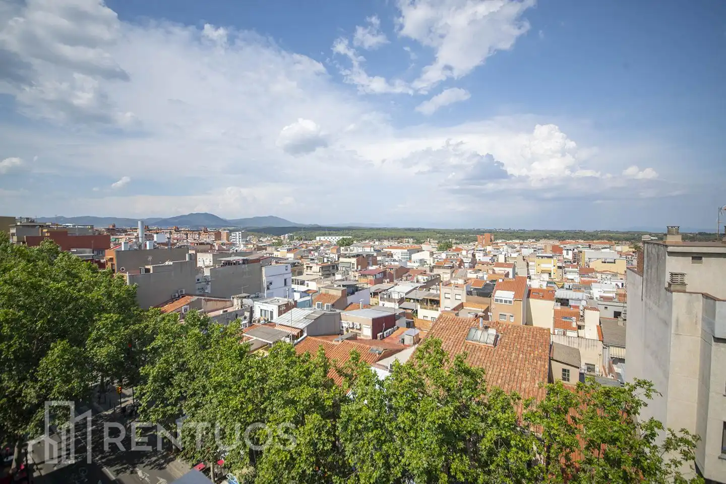 Außenansicht von Wohnung zur Miete in Sabadell mit Klimaanlage, Parkett und Terrasse