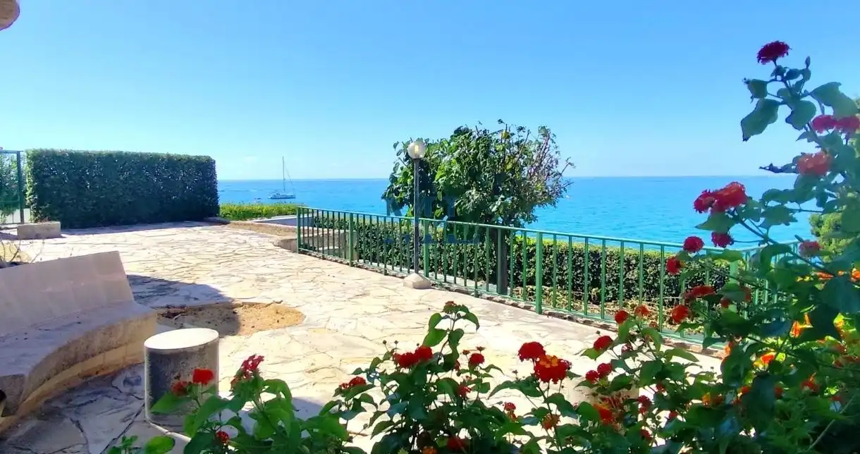 Houses for sale in Altafulla  with Alarm