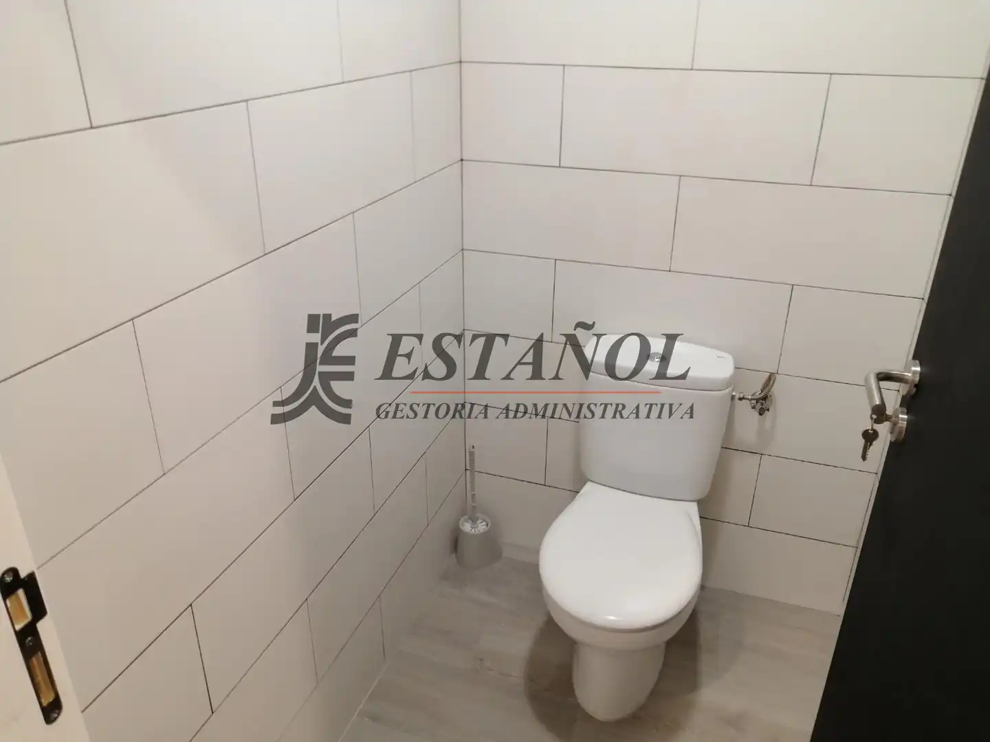Business premises for sale in La Seu d'Urgell, imagen 11