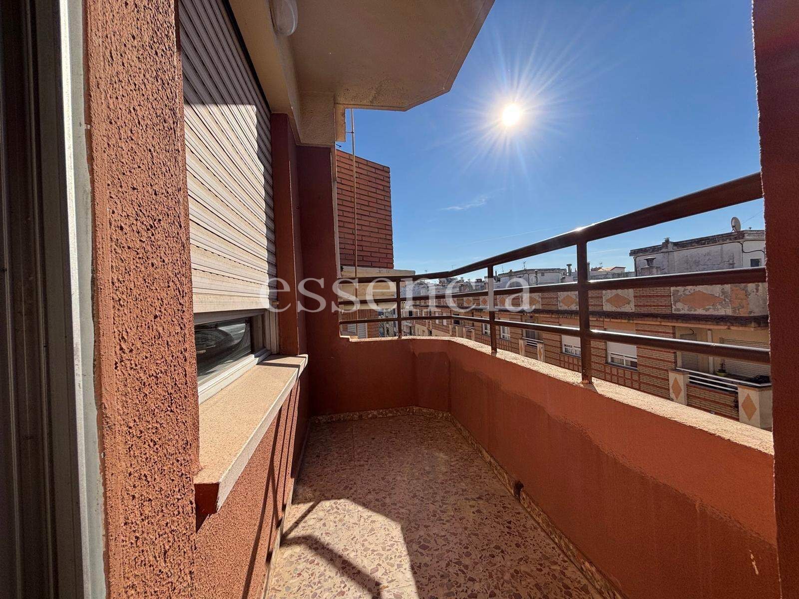 Vista exterior de Piso en venta en Gandia con Balcón