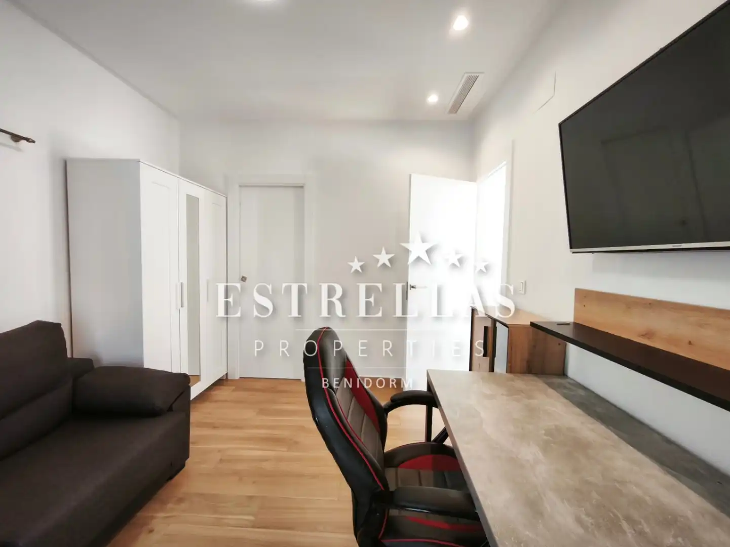 Bedroom of Houses for sale in El Campello  with Air Conditioner, Heating and Private garden