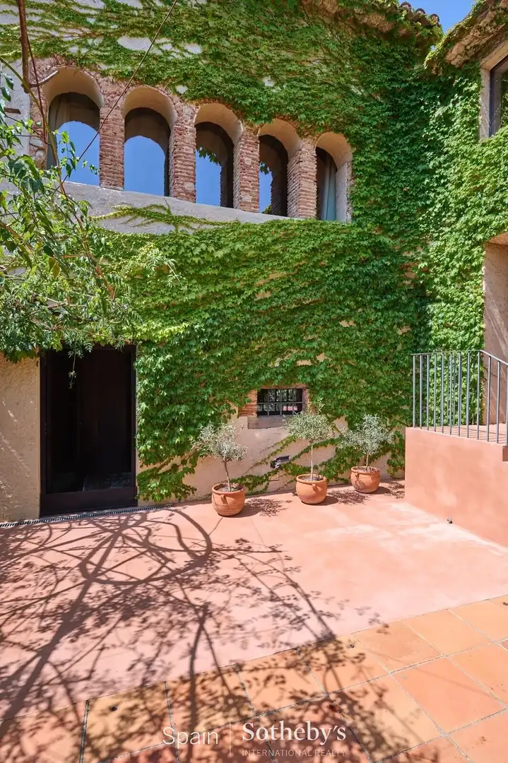 Terrassa de Casa o xalet en venda en Alella amb Aire condicionat, Calefacció i Jardí privat