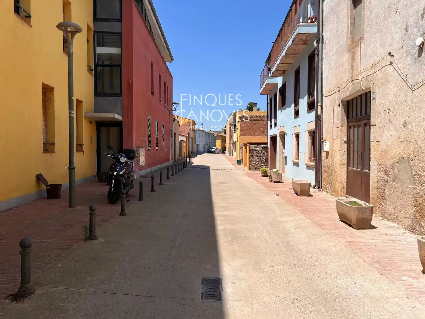 Exterior view of Attic for sale in Bescanó  with Air Conditioner, Heating and Parquet flooring