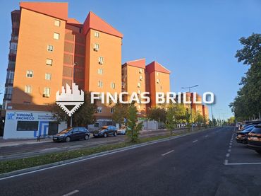 Flat with lift for sale in Ronda de la Pizarra