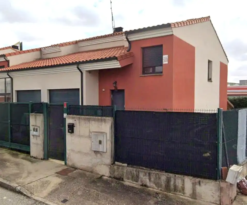 Vista exterior de Casa o chalet en venta en Buniel, Burgos