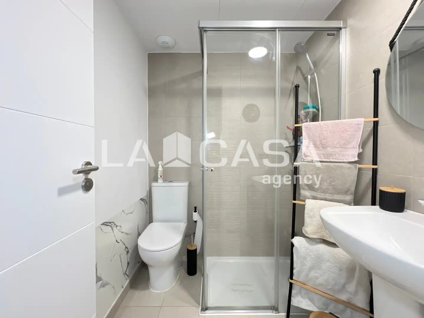 Flat for sale in Llefià