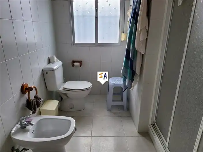 Casa adosada en venta en Lora de Estepa