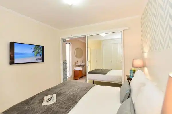 Bedroom of Flat for sale in San Bartolomé de Tirajana  with Air Conditioner and Community pool