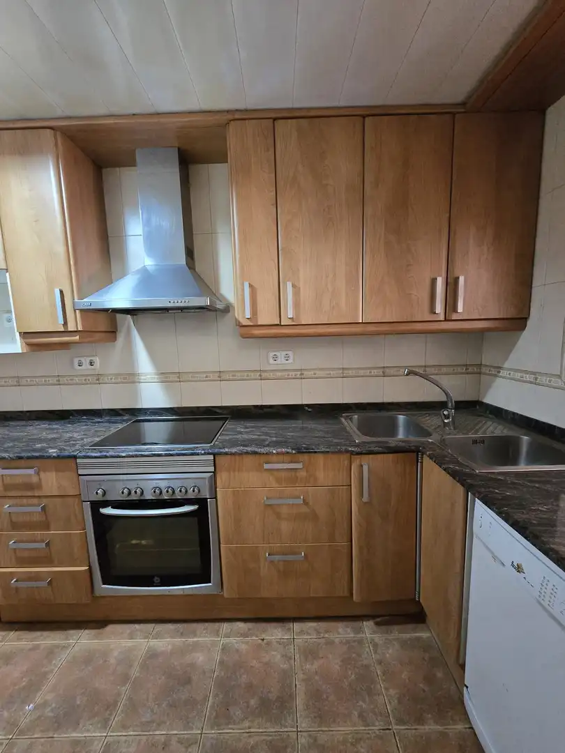 Cocina de Piso en venta en Badalona con Calefacción