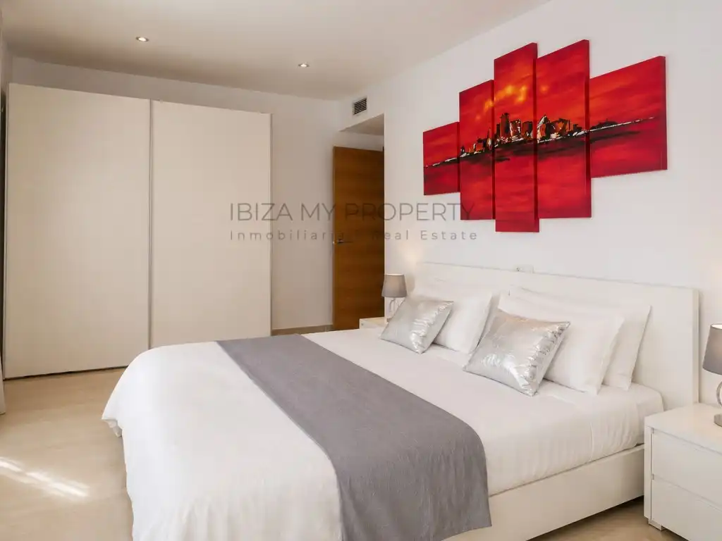 Habitación de Apartamento de alquiler en Eivissa con Amueblado, Horno y Lavadora
