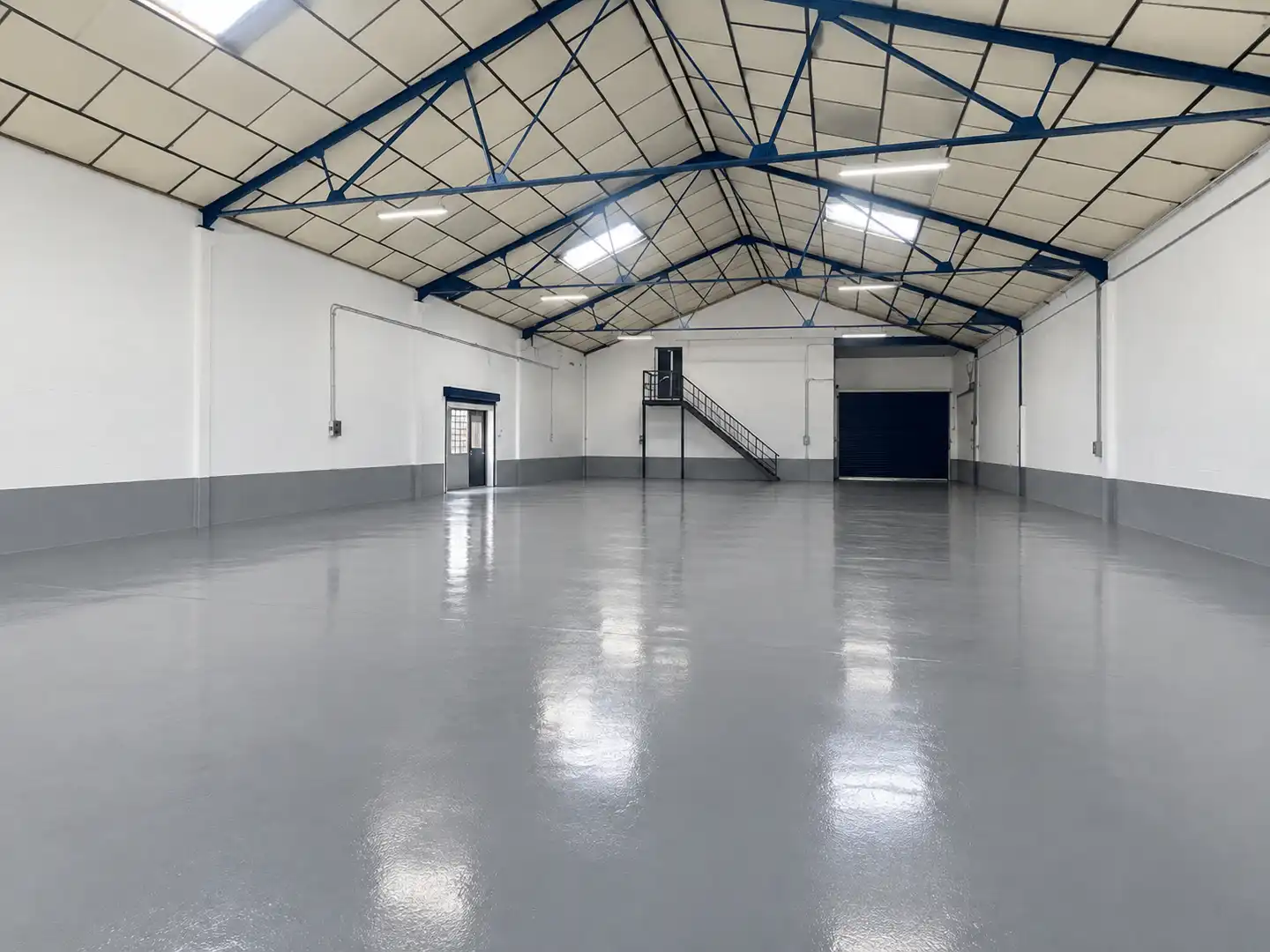 Fabrikhallen zum Verkauf in Zona Industrial