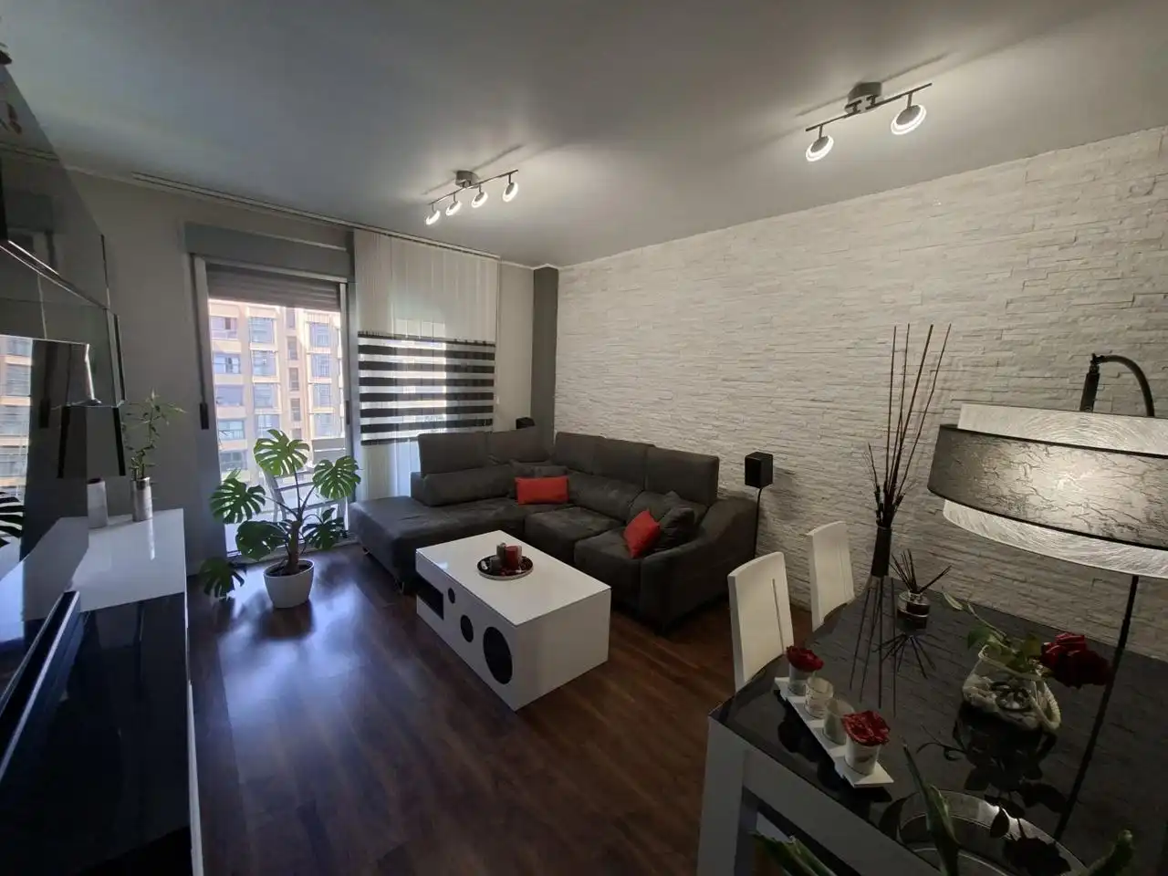 Living room of Flat for sale in Madrid  with Air Conditioner, Heating and Terrace