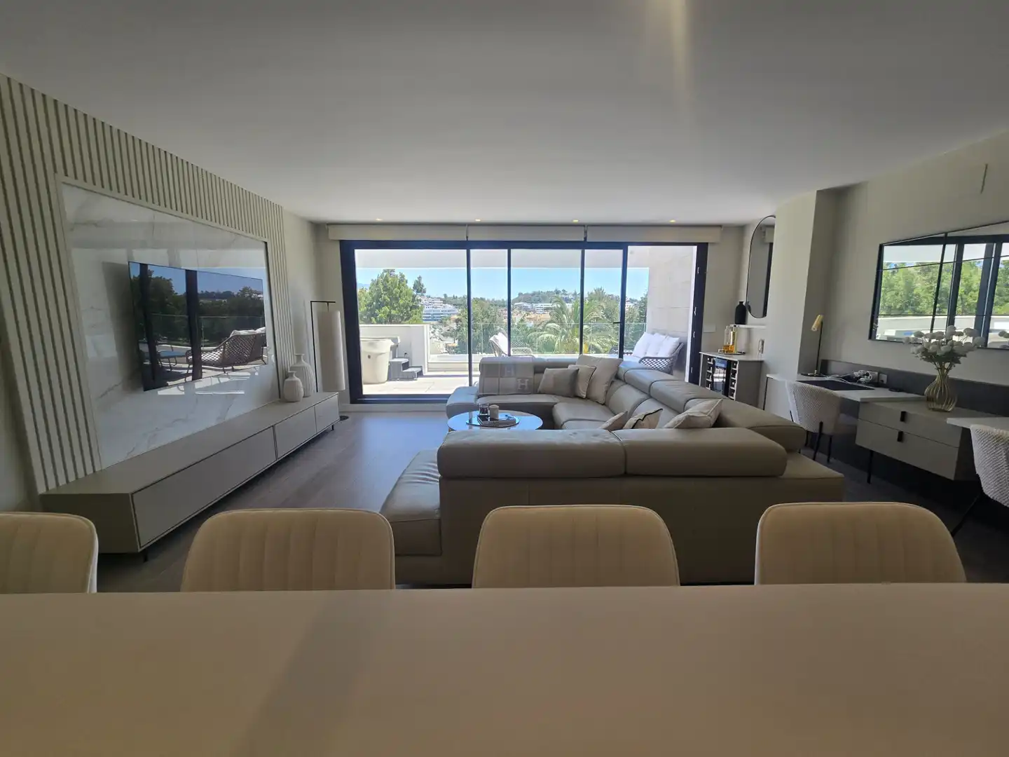 Living room of Flat for sale in Mijas  with Air Conditioner, Heating and Terrace