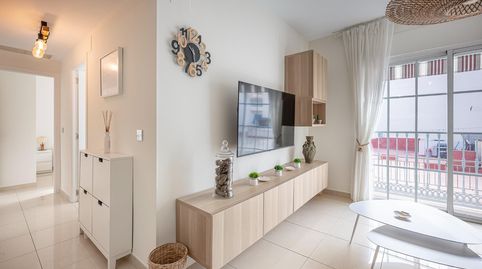 Foto 5 de Apartament de lloguer a Calle Quemada, Puerto Deportivo, Fuengirola